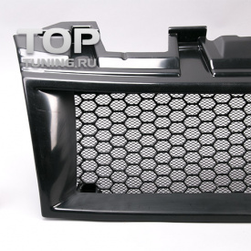 Решетка радиатора без эмблемы на Mitsubishi Pajero