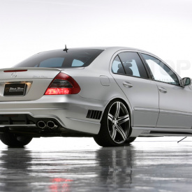 Накладки на пороги WALD Black Bison на Mercedes E-Class W211