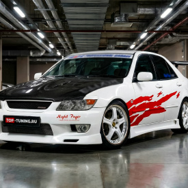 Передний бампер LXR на Toyota Altezza IS200