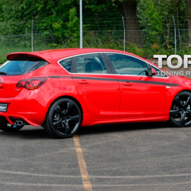 Накладки на пороги Irmscher на Opel Astra J