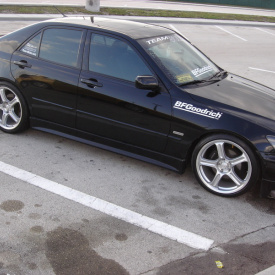 Пороги - Обвес WALD на Toyota Altezza is200