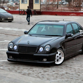 Комплект порогов WALD на Mercedes E-Class W210