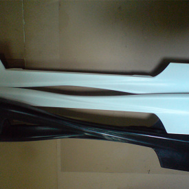 Пороги D-Speed на Nissan Skyline R32