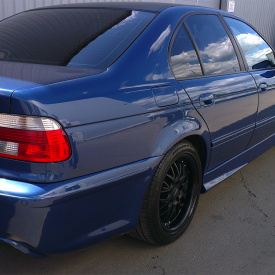 Накладки на пороги Prior Design на BMW 5 E39
