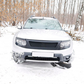 Решетка радиатора ROAR на Renault Duster 1