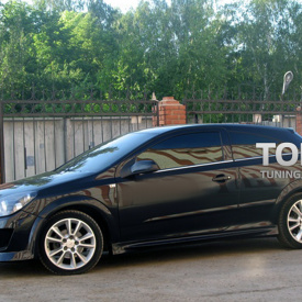 Накладки на пороги  Volt на Opel Astra H GTC