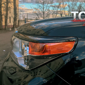 Реснички Jaos на Toyota Land Cruiser 200