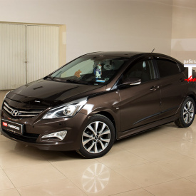 Накладки на пороги Zeus на Hyundai Solaris