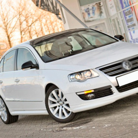 Накладка на передний бампер R-Line на VW Passat B6