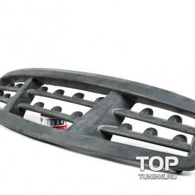 Решетка радиатора Sport на Infiniti QX70 (FX35, 37, 50)