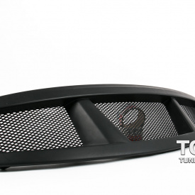 Решетка радиатора с сеткой GT на Infiniti QX70 (FX35, 37, 50)