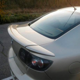 Трехсоставной спойлер RX на Mazda 3 BK