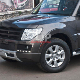 Решетка радиатора A`PEX Sport на Mitsubishi Pajero