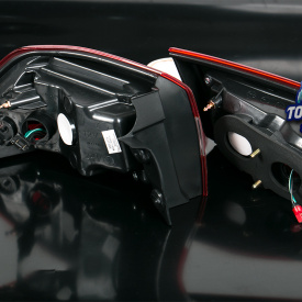 Задние тюнинг фонари LUX на Mitsubishi Lancer 10 (X)