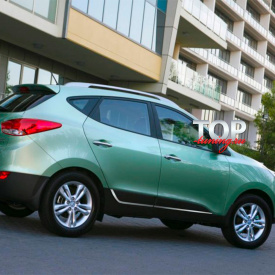 Нижние хром накладки на двери на Hyundai ix35