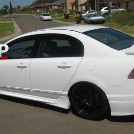 Накладка на задний бампер Mugen ABS на Honda Civic 4D (8)