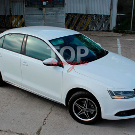 Накладки на пороги GLI Style на VW Jetta