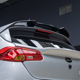 Верхний спойлер Advance на Kia Ceed 2 (Хетчбэк)