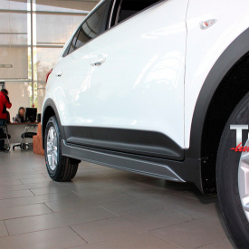 Накладки на пороги Ambassador на Hyundai Creta