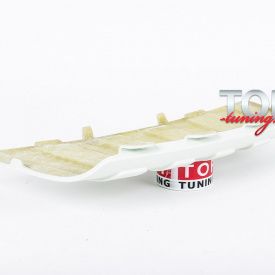 Люк буксировочного устройства на Audi Q7