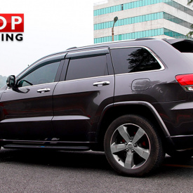 Дефлекторы окон Chrome Line на Jeep Grand Cherokee WK2