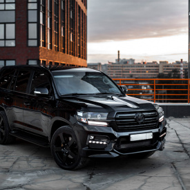 Передний бампер GR-Sport на Toyota Land Cruiser 200