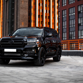 Передний бампер GR-Sport на Toyota Land Cruiser 200