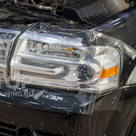Оклейка фар плёнкой