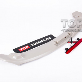 Спойлер Modulo со стоп сигналом на Honda Civic 9