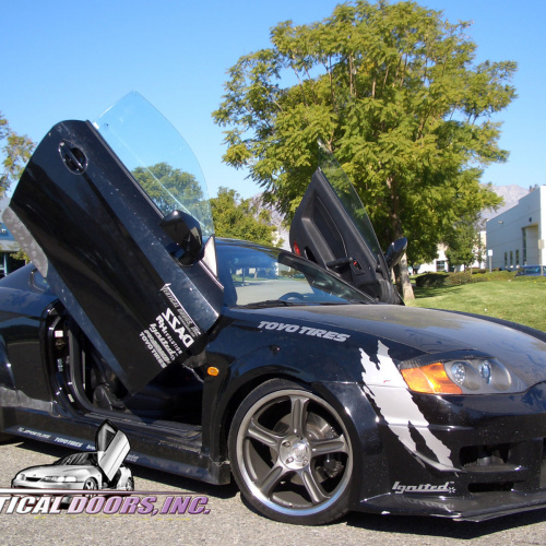 Ламбо двери ULD Bolt ON на Hyundai Tiburon Coupe GK