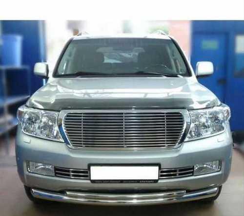 Решетка радиатора Grille Top для Toyota Land Cruiser 200