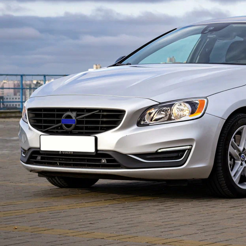 Решетка радиатора Black Thor для Volvo S60 / V60 (2013 - 2018)