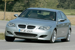 BMW M5 E60/E61   