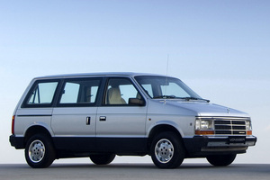 Chrysler Voyager 1 поколение   