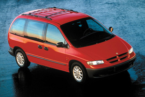 Chrysler Voyager 3 поколение   