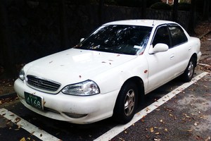 Kia Clarus 