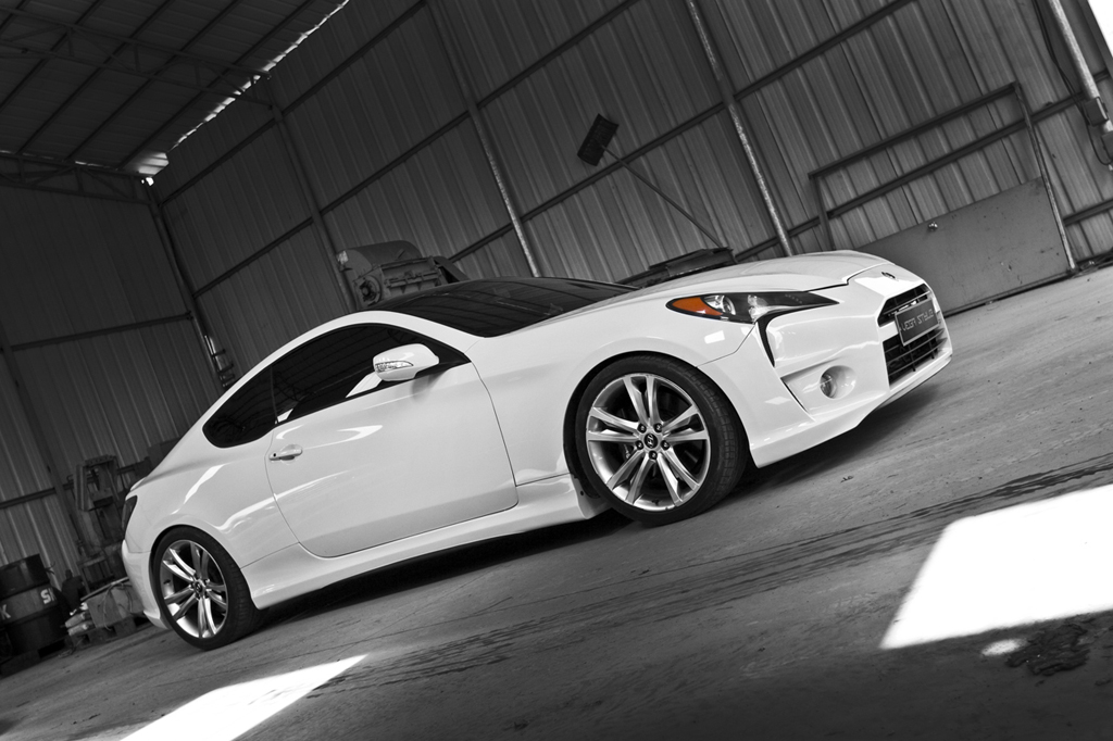 Пороги Vega Hyundai Genesis Тюнинг Hyundai Genesis