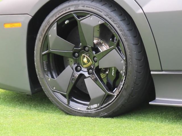 Карбоновый диск Lamborghini Reventon был поврежден в Пеббл-Бич