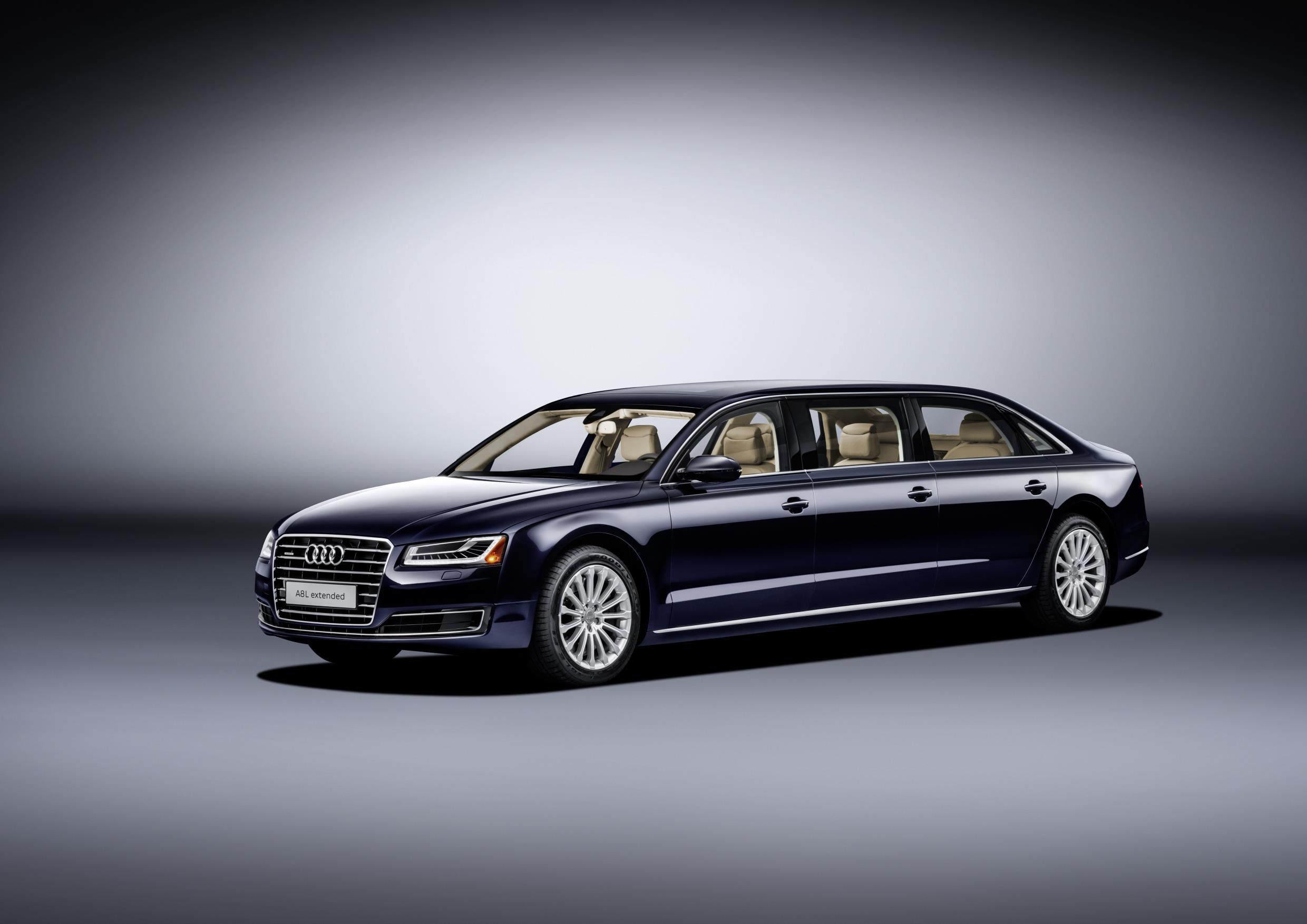 Уникальный 6,36-метровый Audi A8 XXL
