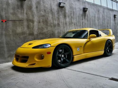 Dodge_Viper_Hennessey_tuning_5