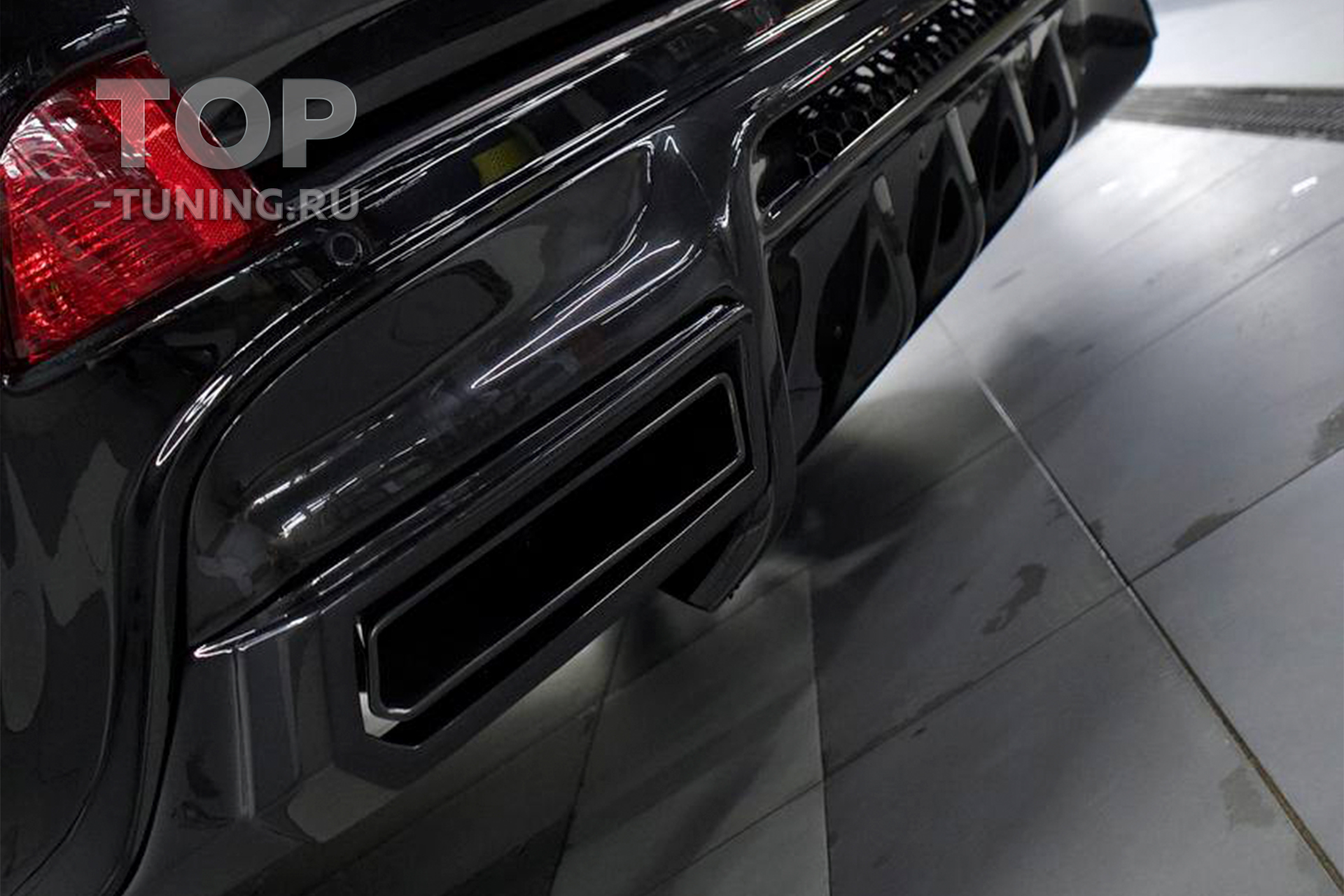 Комплект дооснащения Renegade для модернизации экстерьера Lexus LX570 с 2015+ года выпуска