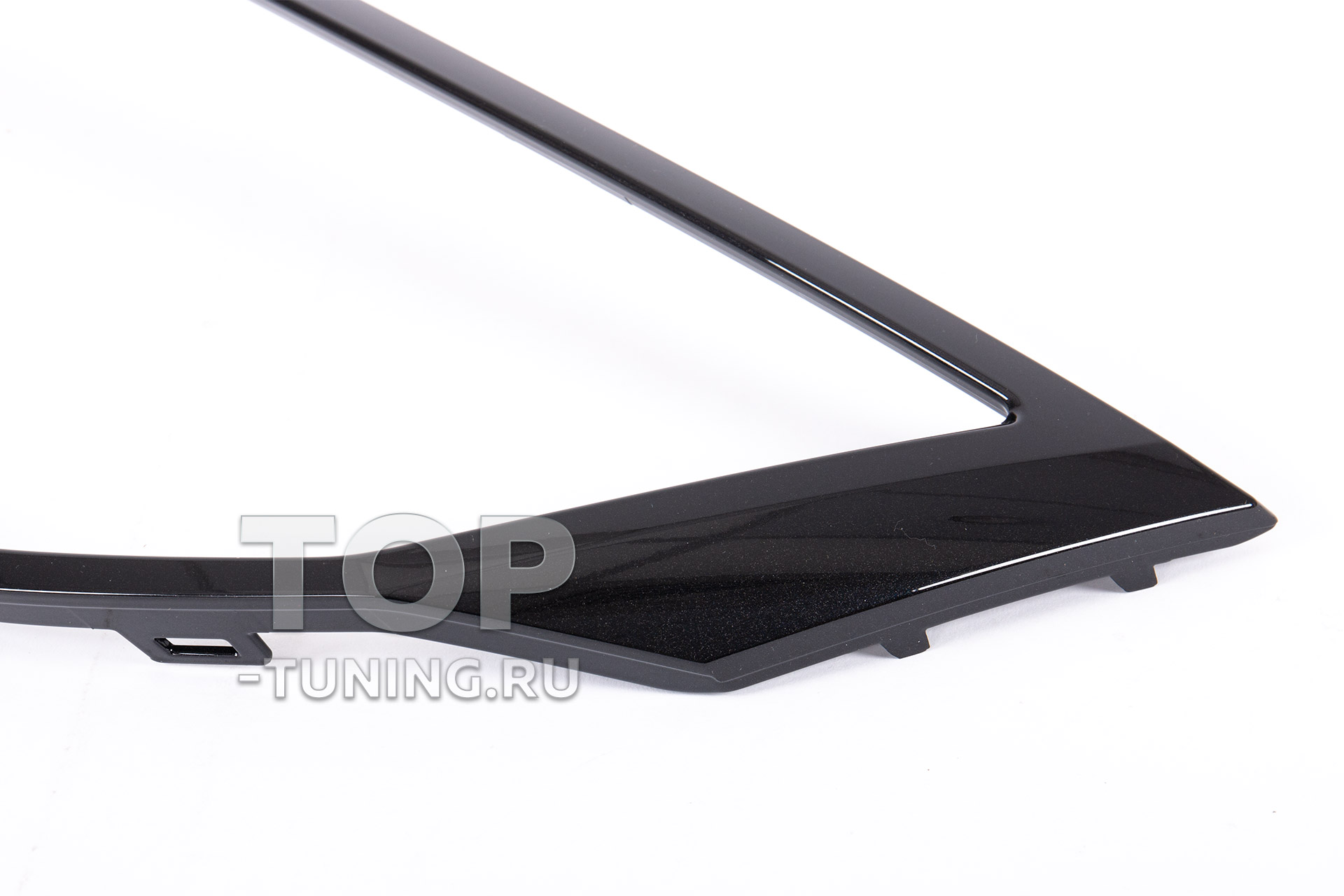 ОРИГИНАЛЬНЫЙ ТЮНИНГ ШКОДА  РАМКА НА РЕШЕТКУ РАДИАТОРА KAROQ ЧЕРНОГО ЦВЕТА ОТ ВЕРСИИ SPORTLINE 