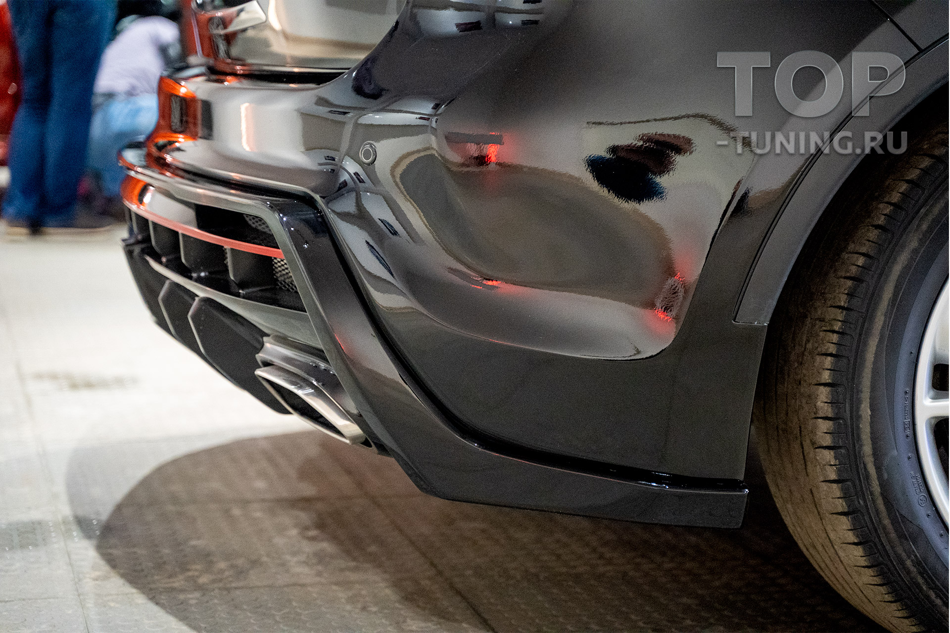 Тюнинг Инфинити QX70 (FX2) – Обвес Драко Слим – Задний бампер с диффузором и выхлопными насадками 