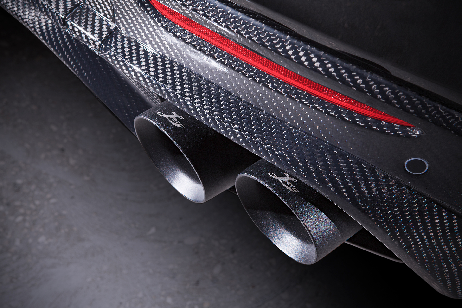 Купить оригинальное дооснащение из натурального карбона для Mercedes GLS X167 10957 Диффузор Larte Design для заднего бампера Mercedes GLS X167