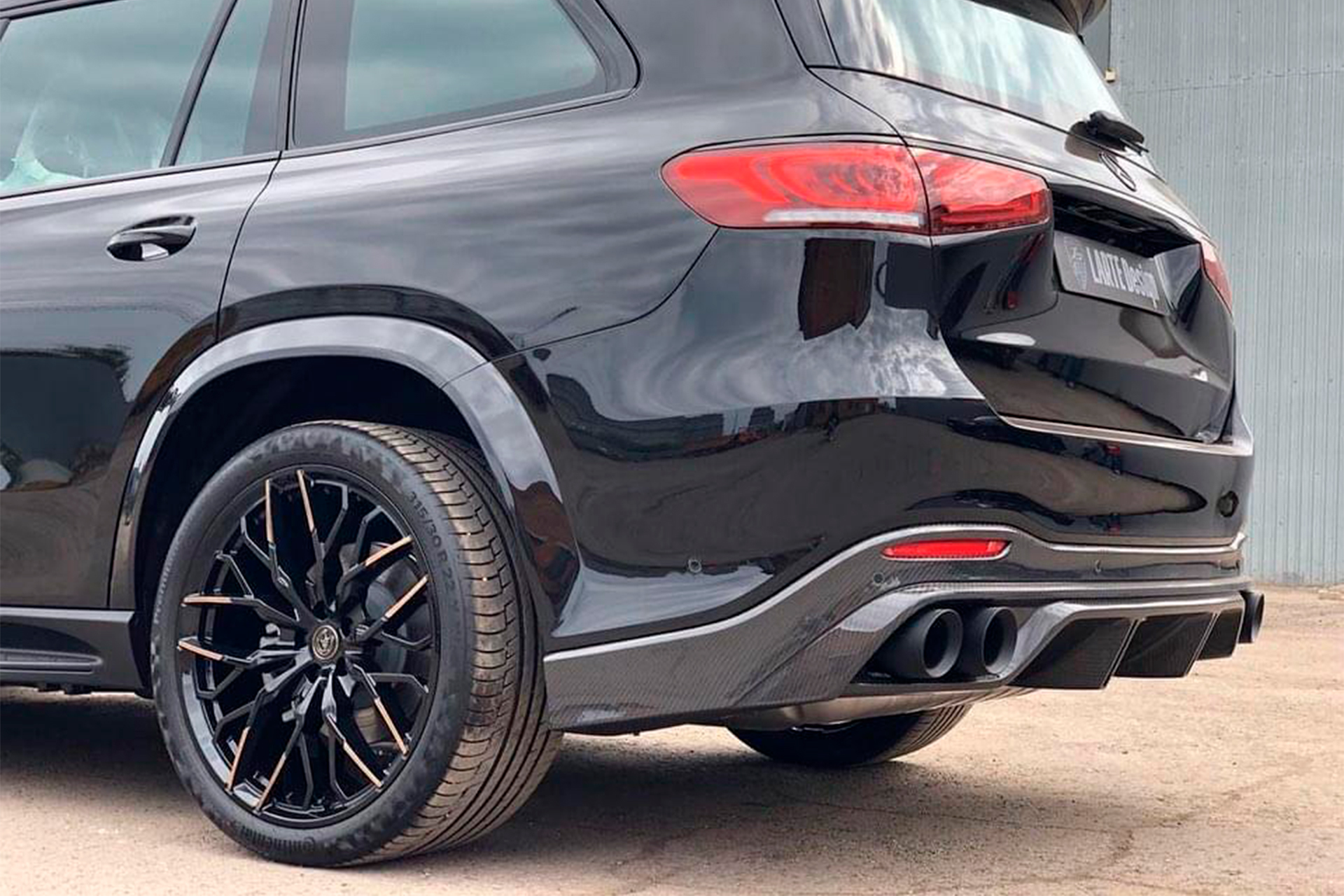 10957 Диффузор Larte Design для заднего бампера Mercedes GLS X167 Купить оригинальное дооснащение из натурального карбона для Mercedes GLS X167