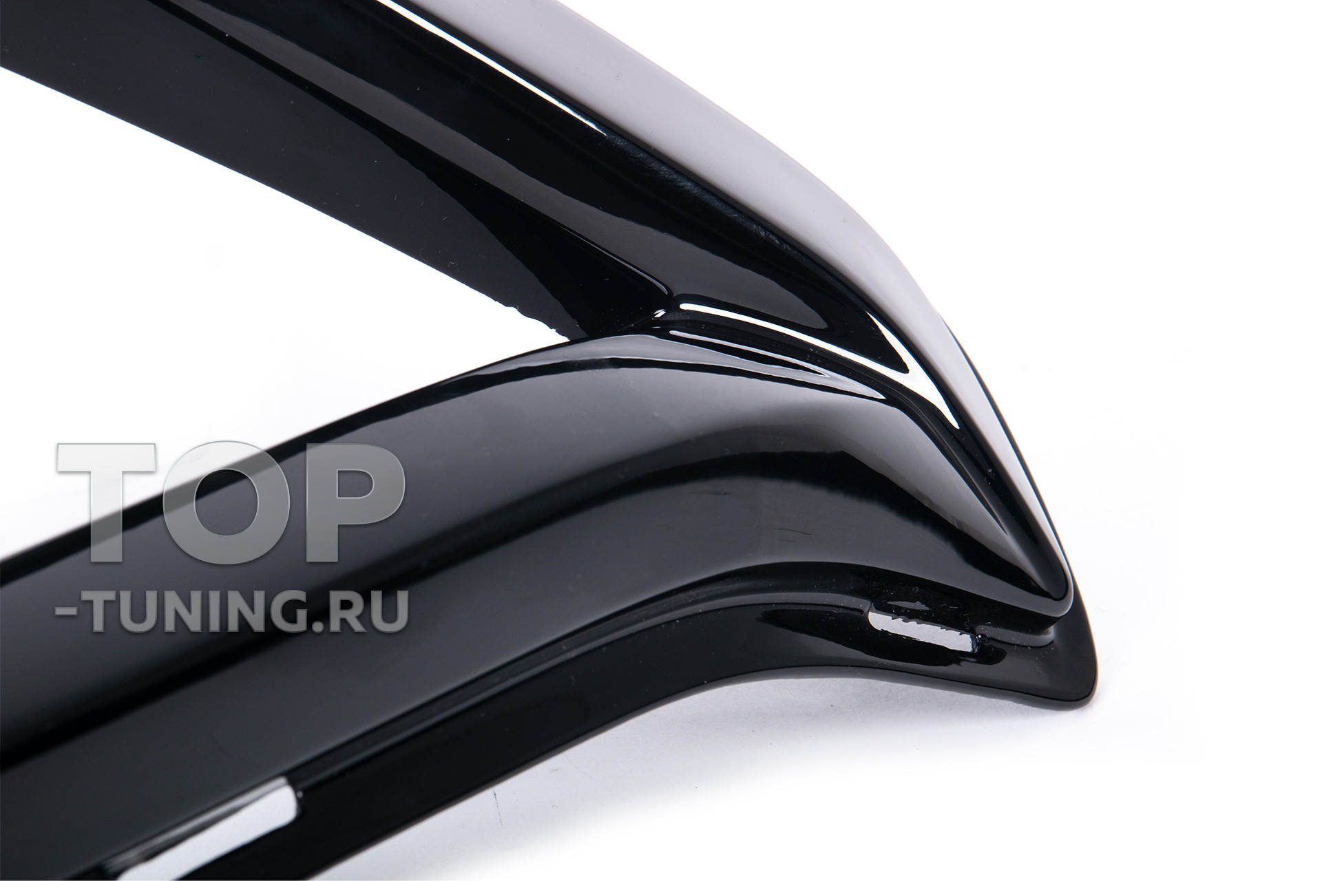 11816 Решетка радиатора Renegade для Toyota RAV4