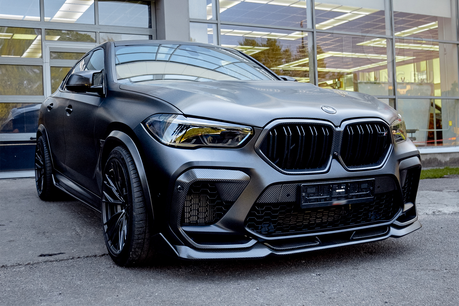 Оригинальный комплект дооснащения Renegade для BMW X6M F96