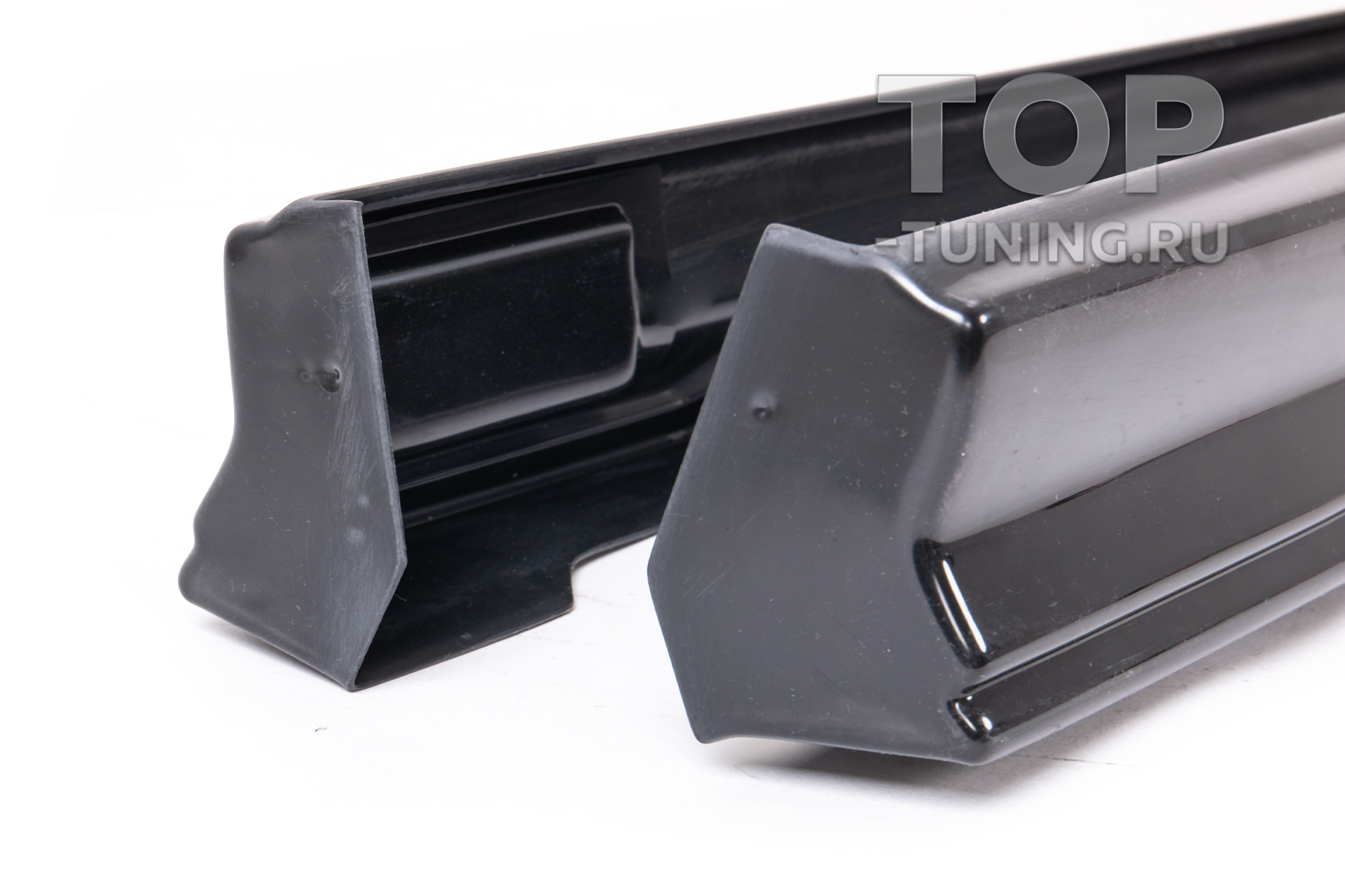 Накладки на пороги GT для модернизации внешнего вида Volkswagen Polo 5