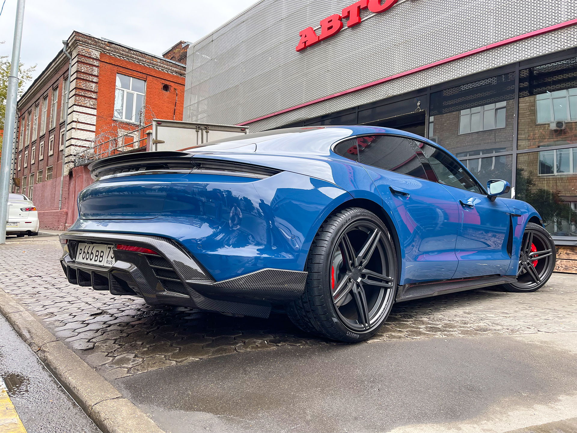 12312 Спойлер Renegade для Porsche Taycan Нижний спойлер Renegade для Порше Тайкан