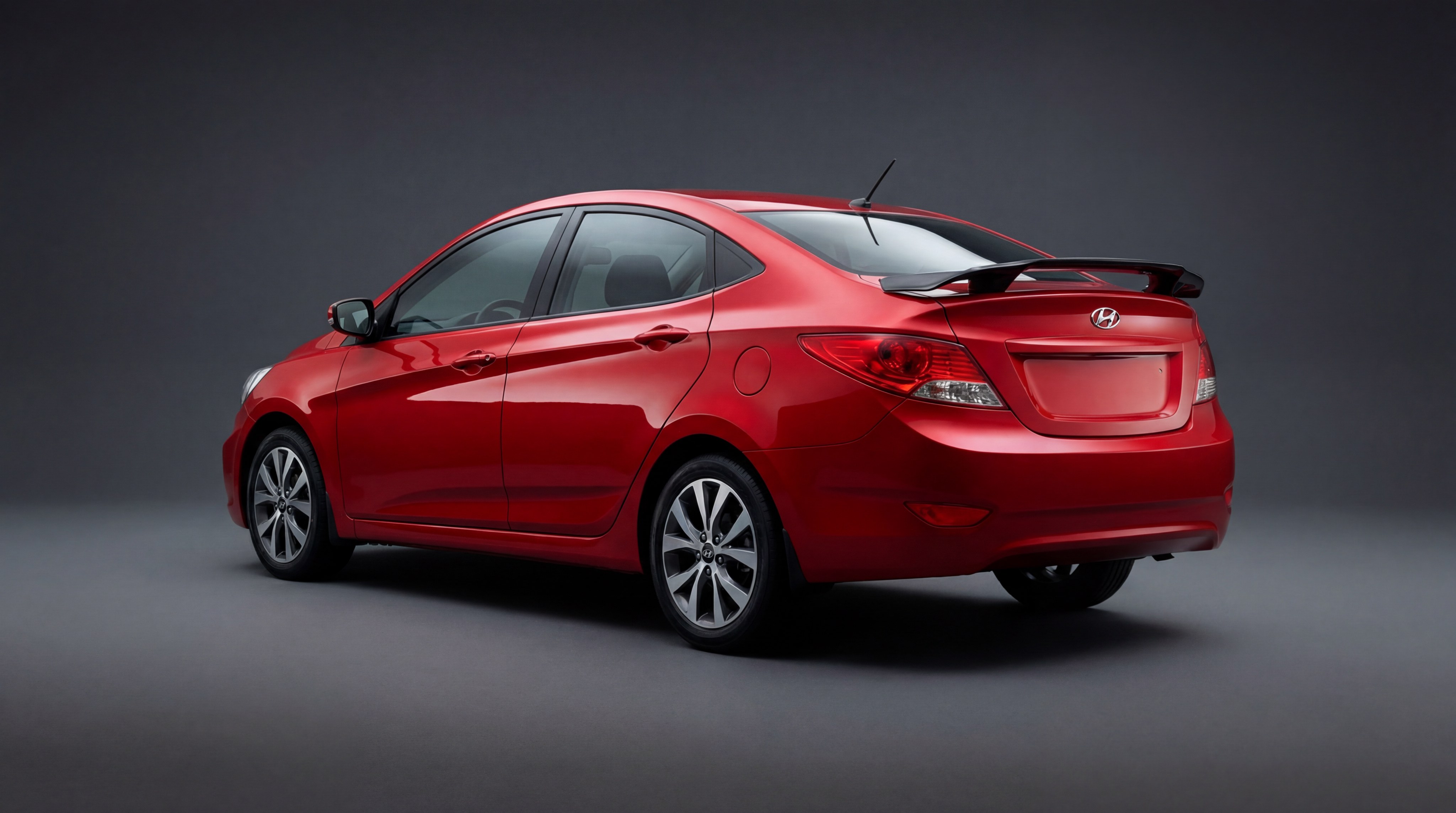 12581 Спойлер Sport Line для Hyundai Solaris 1